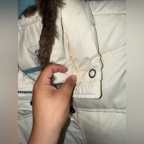 Eddie Bauer Ivory Quilted Puffer Goose Down Vest M Faux Fur Collar with Pockets - Picture 5 of 9